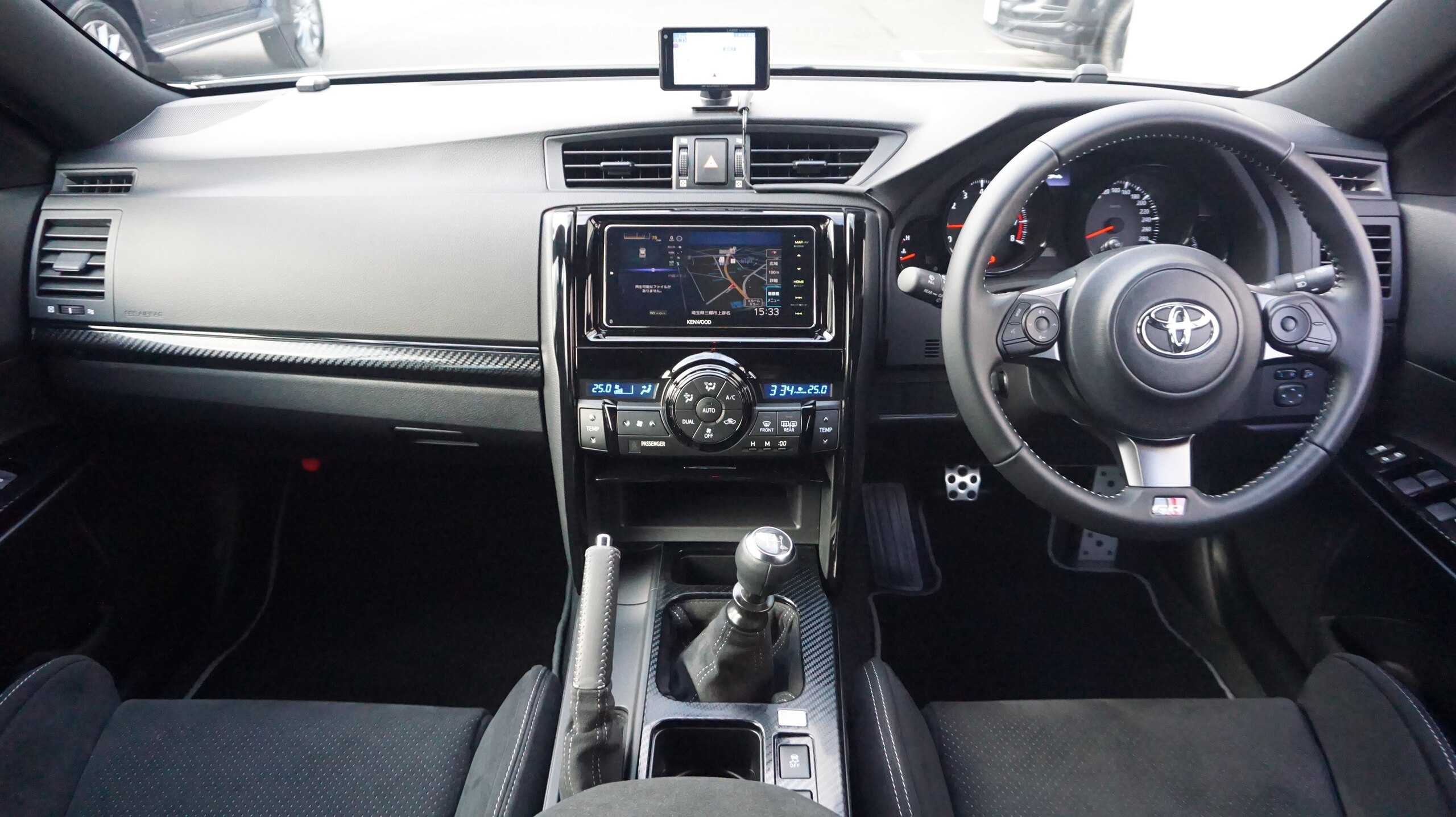 2019 Toyota Mark  X — photo 2