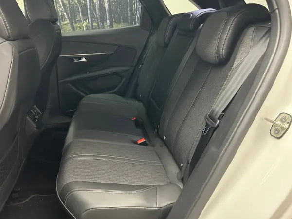 Peugeot 3008 GT Line ACC Half Leather CarPlay Side & B Camera Active Cruise Control Power Tailgate Roof Rails Blind Spot Assist LED Headlights Wireless Charging Genuine 18-inch Alloy Wheels (Pearl White) — photo 9