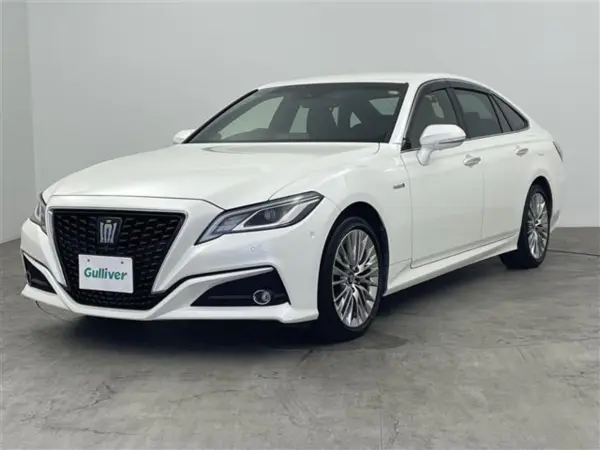 2020 Toyota Crown — photo 8 | Tuminion Kenya