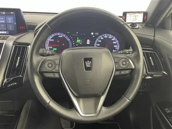 2020 Toyota Crown — photo 3 | Tuminion Kenya
