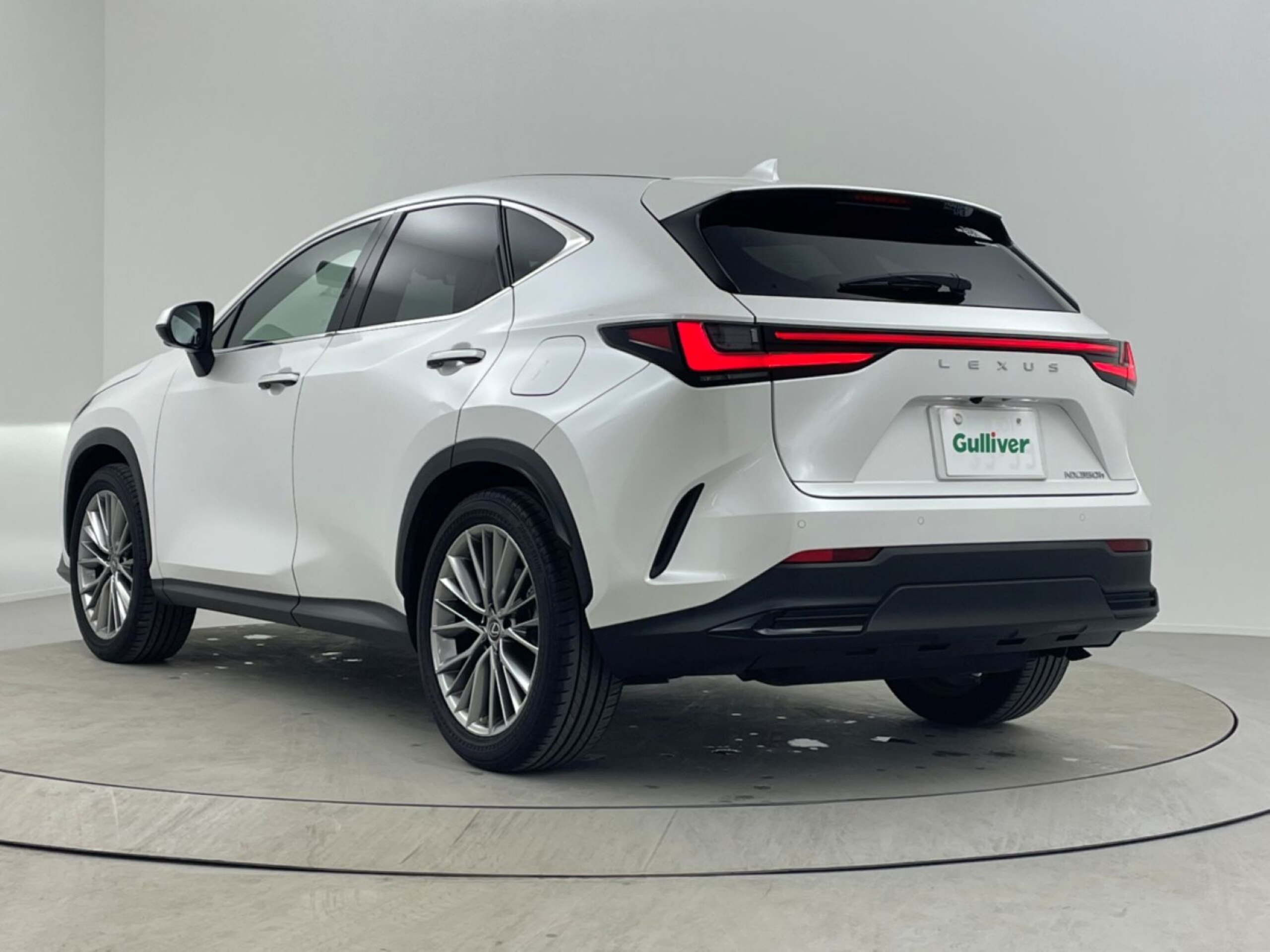 2023 Lexus Nx — photo 2