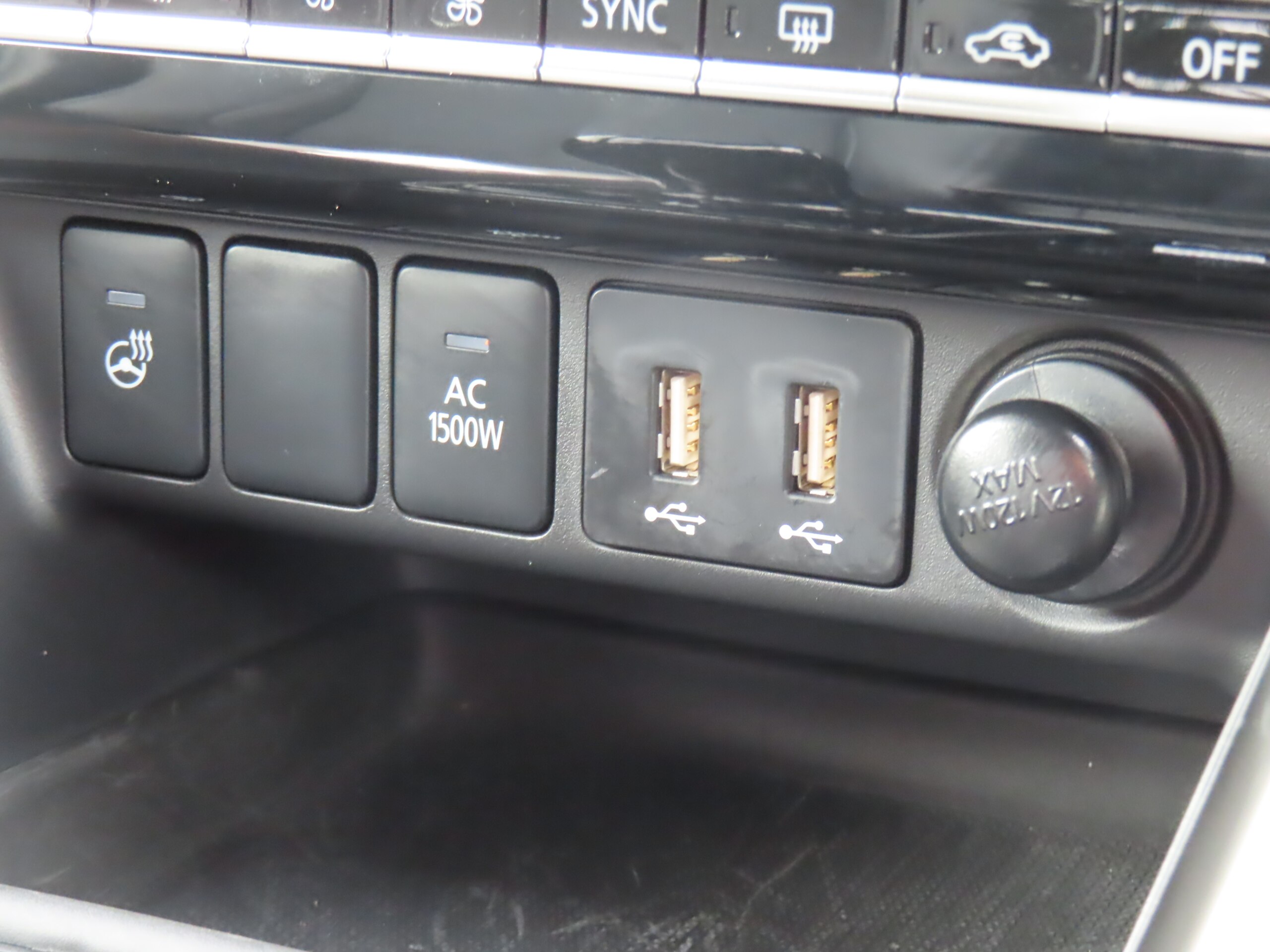 Mitsubishi Eclipse Cross PHEV 2.4 Black Edition 4WD — photo 7