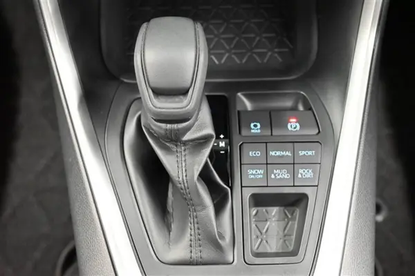 Toyota RAV4 2.0 X 4WD Display Audio Back Camera (Gray Metallic) — photo 8