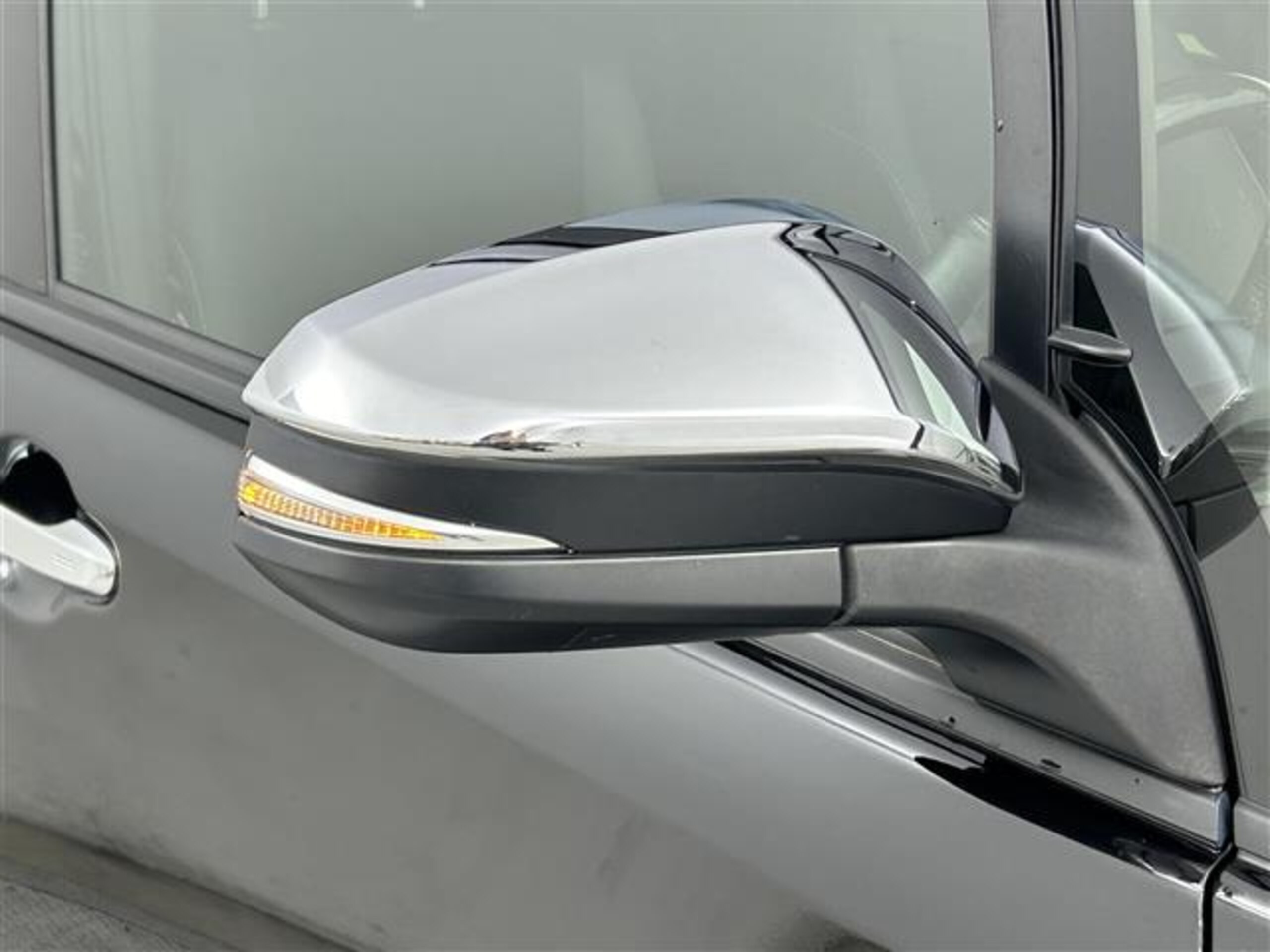 Toyota Noah 2.0 Si WxBIII 4WD — photo 9