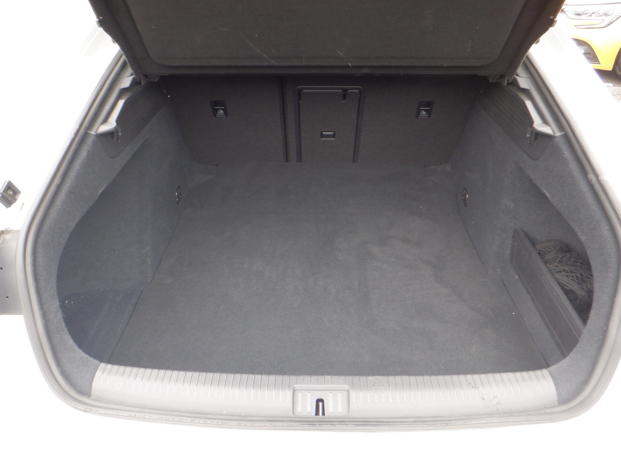 Volkswagen Arteon TSI 4Motion R-Line Advance 4WD — photo 7