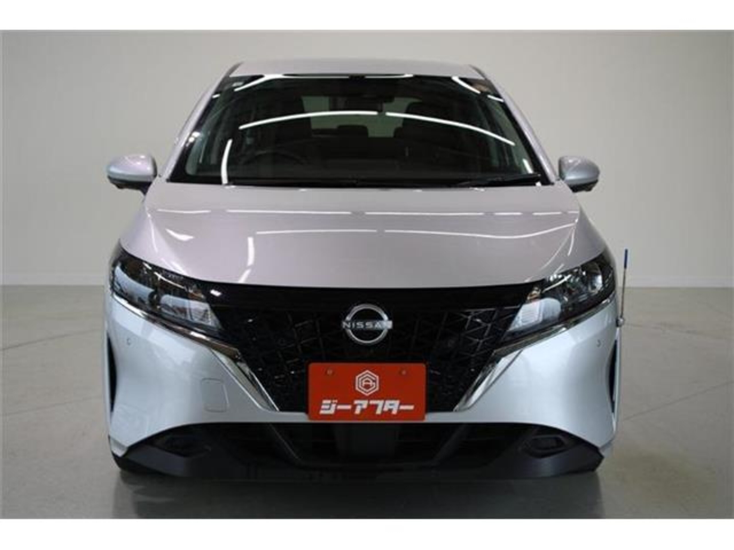 2021 Nissan Note — photo 2