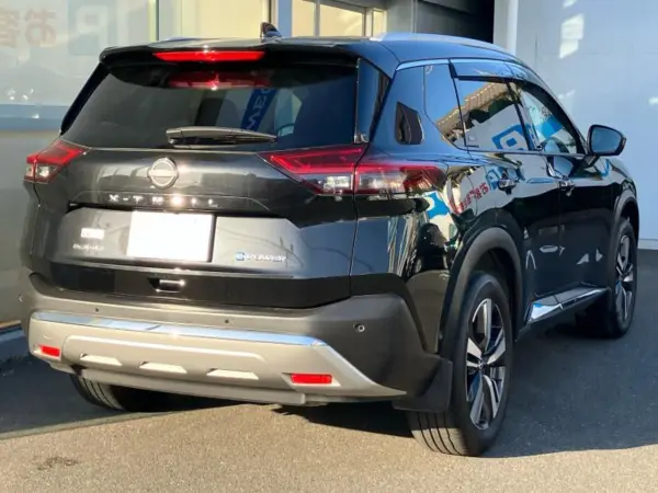 2023 Nissan Xtrail — photo 3