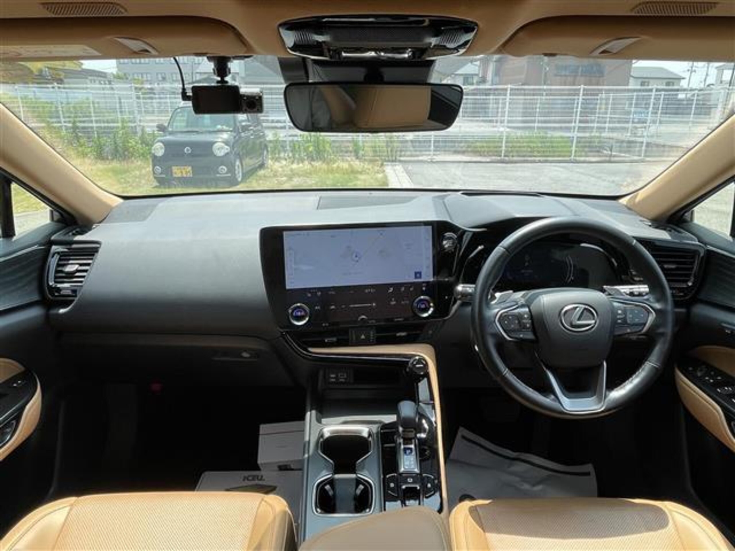 2022 Lexus Nx — photo 2