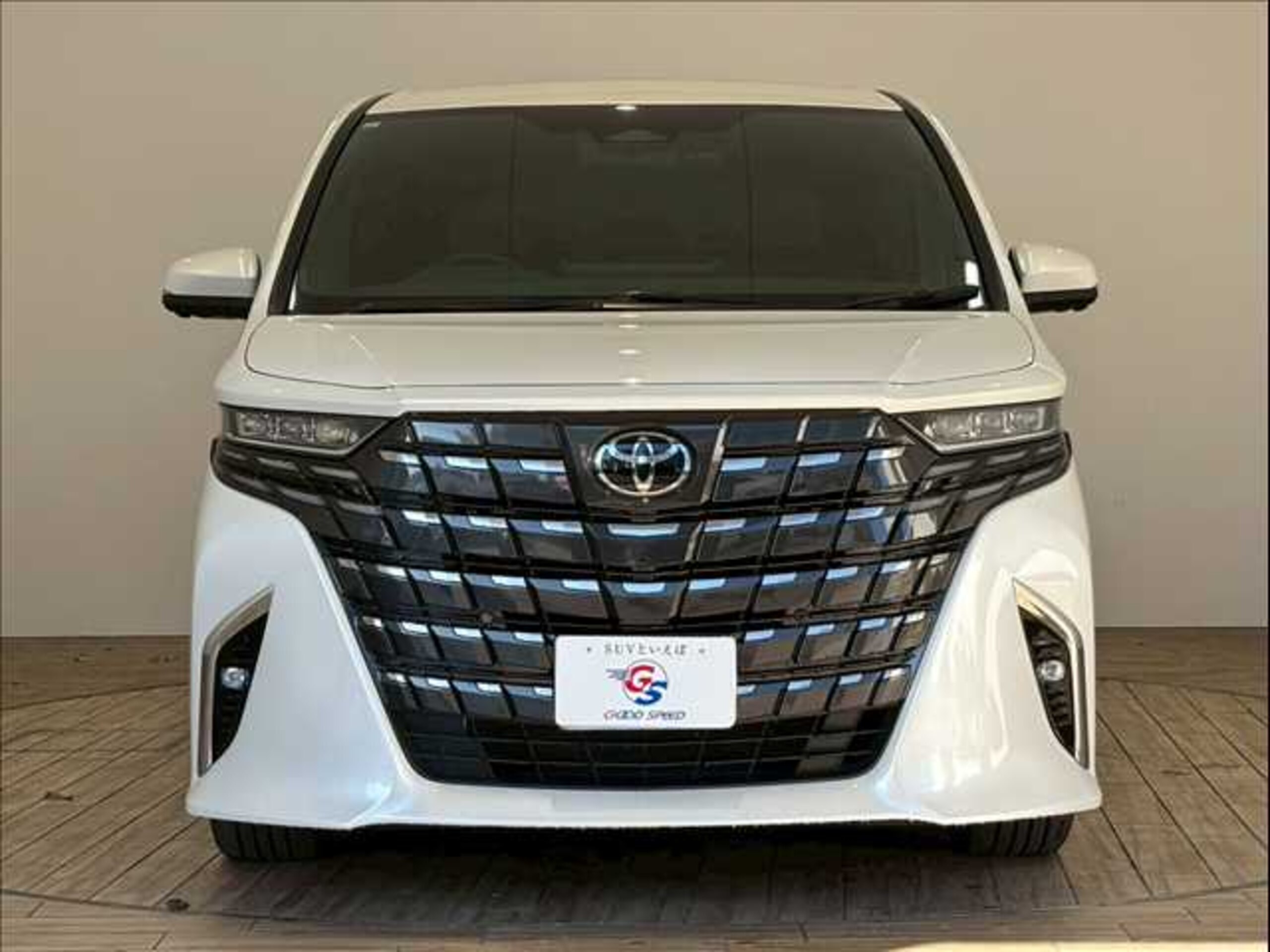 Toyota Alphard Hybrid 2.5 Executive Lounge E-Four 4WD — photo 8