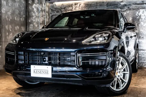 Porsche Cayenne Turbo Tiptronic S 4WD Red Leather Panoramic Roof 21-inch AW BOSE 4-Zone AC Front/Rear Seat Heaters 18-way Power Seats Air Suspension ACC (Moonlight Blue Metallic)