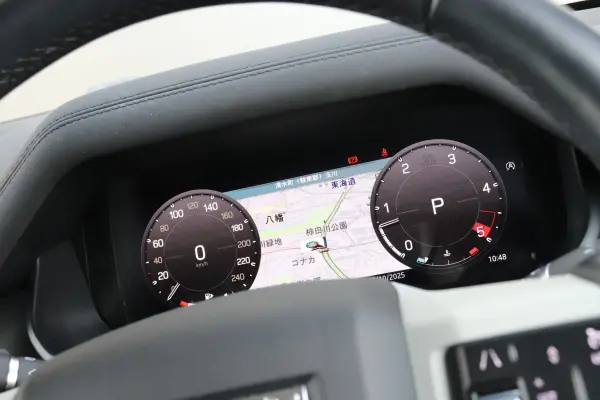 Land Rover Defender 110 S 3.0L D300 Diesel Turbo 4WD — photo 9