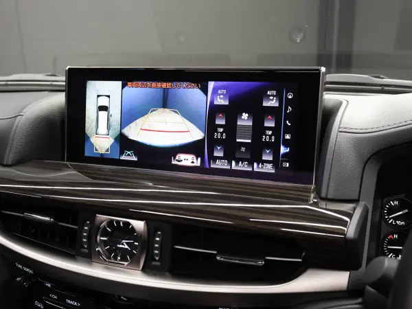 2021 Lexus Lx — photo 2