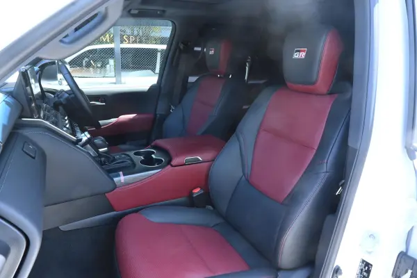 Toyota Land Cruiser 300 3.5 GR Sport 4WD — photo 7