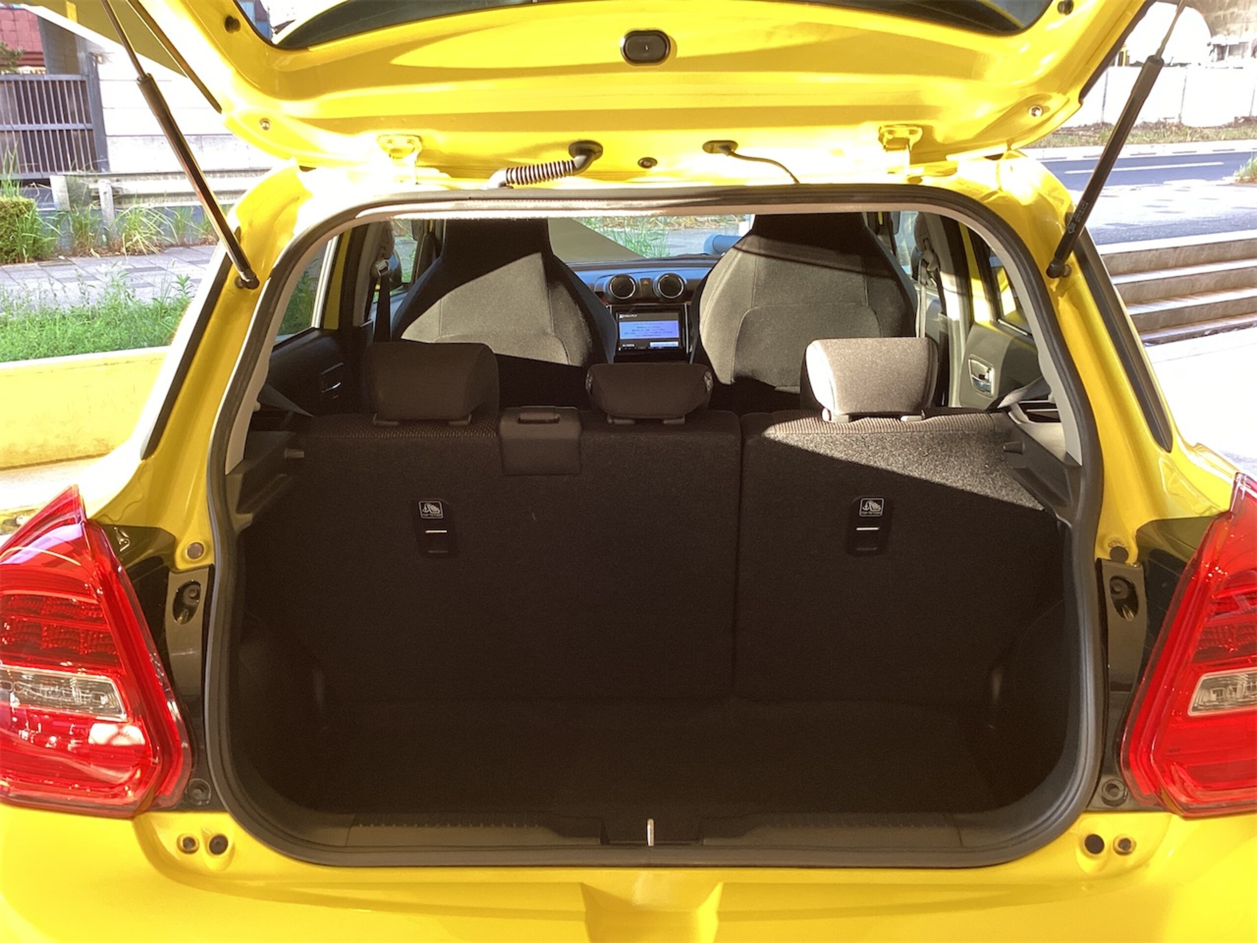 Suzuki Swift Sport 1.4 — photo 8