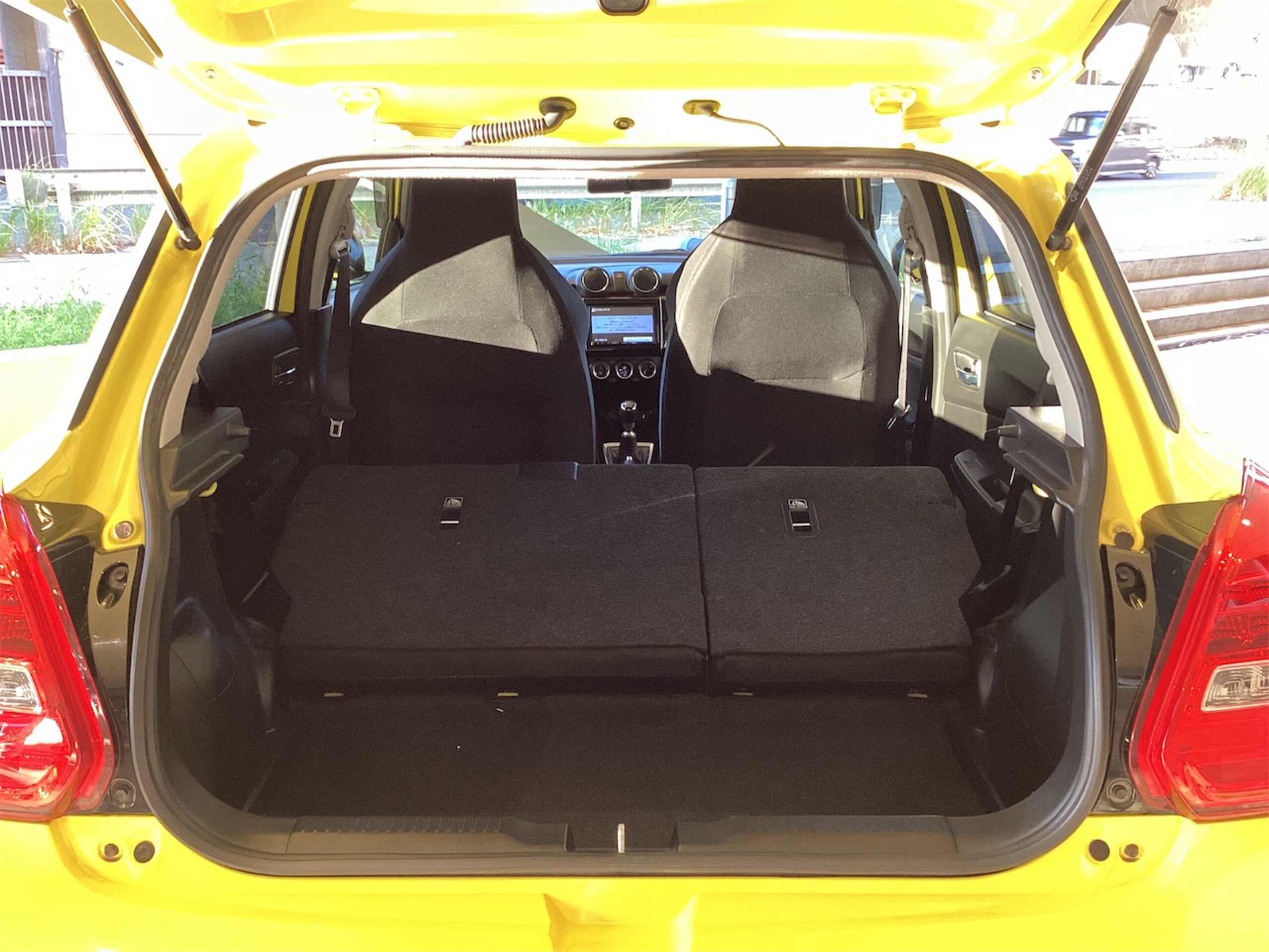 Suzuki Swift Sport 1.4 — photo 9