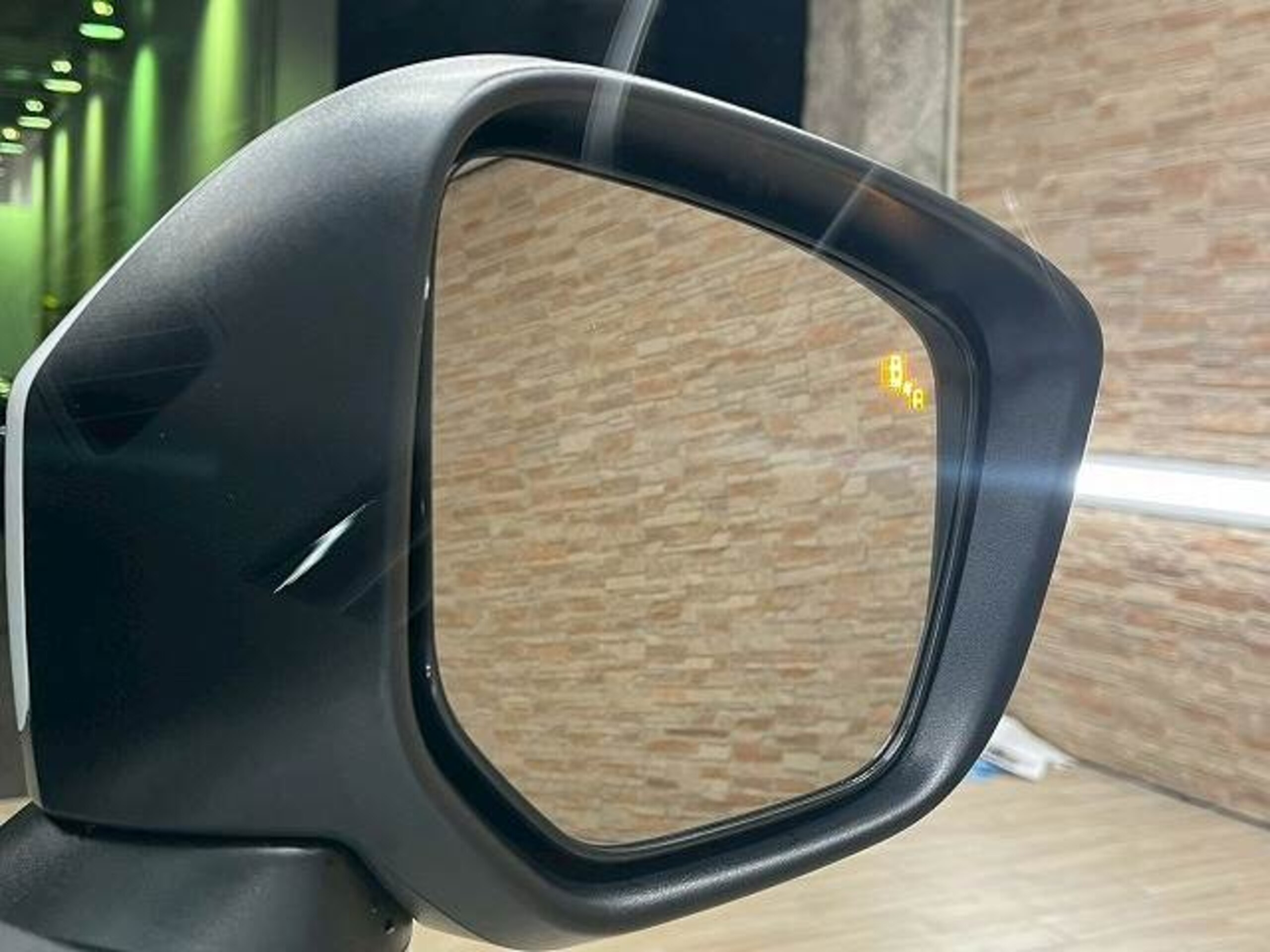 Mitsubishi Eclipse Cross PHEV 2.4 P 4WD — photo 8