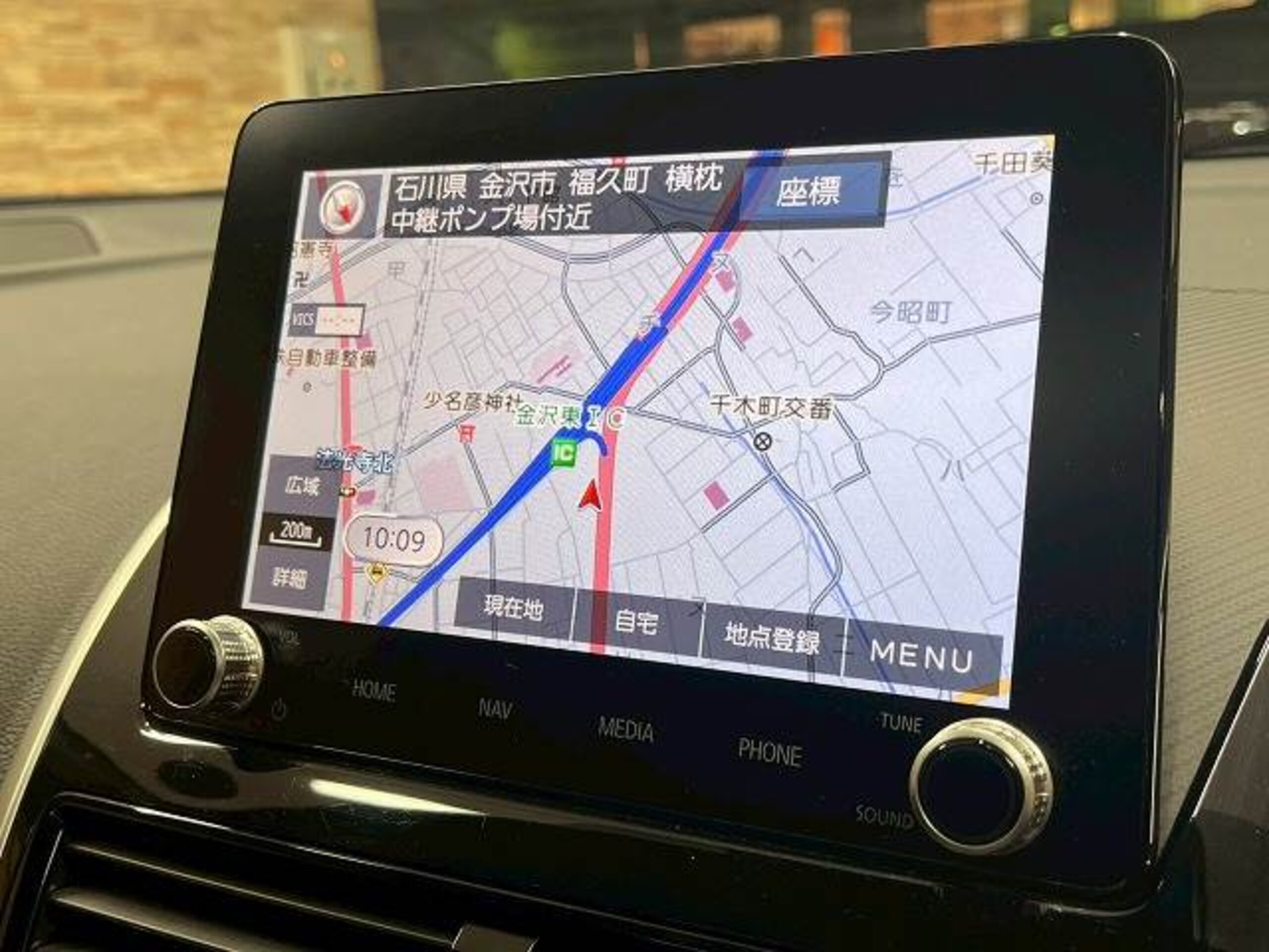 2021 Mitsubishi Eclipse Cross — photo 2