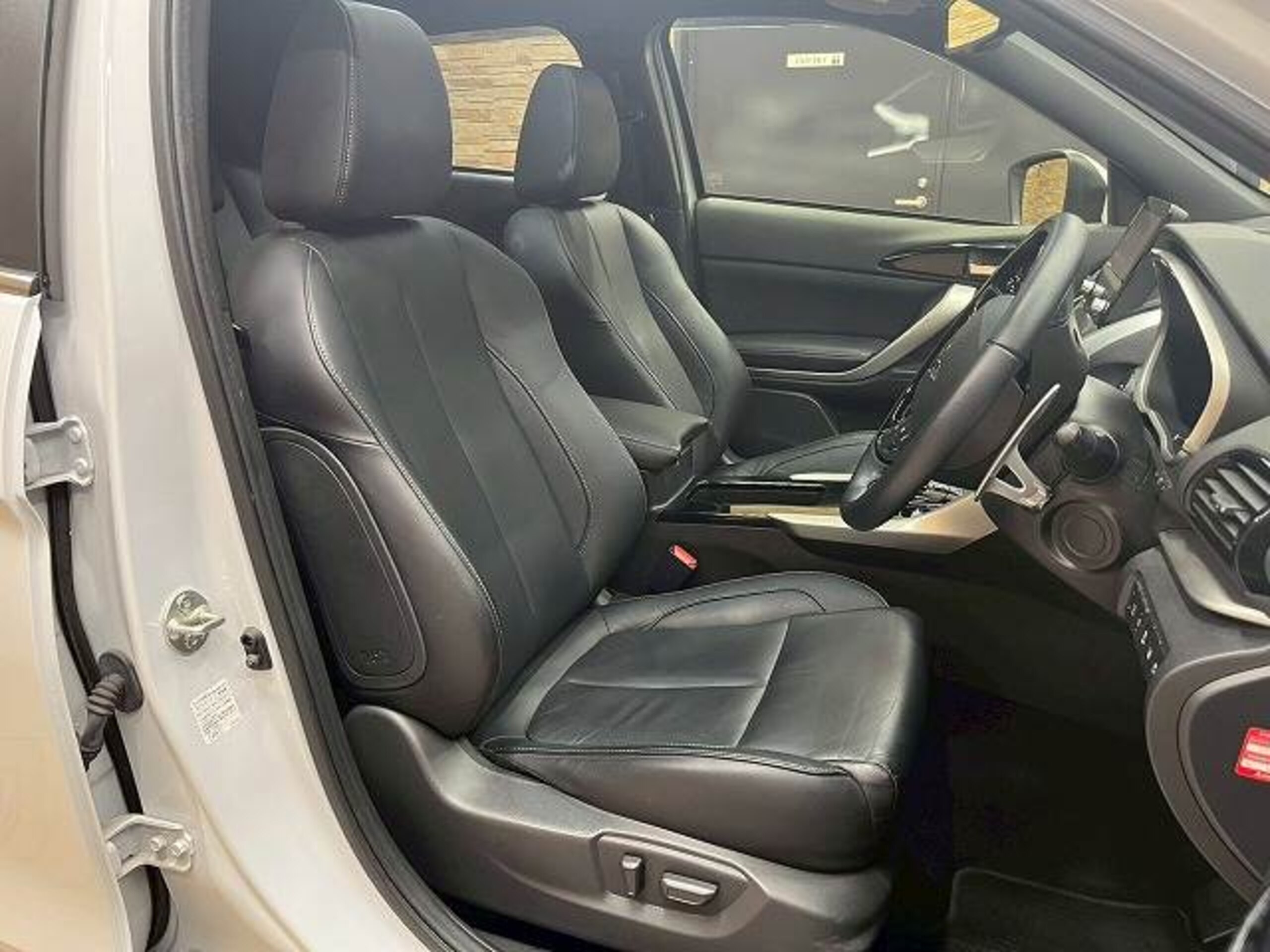 Mitsubishi Eclipse Cross PHEV 2.4 P 4WD — photo 7