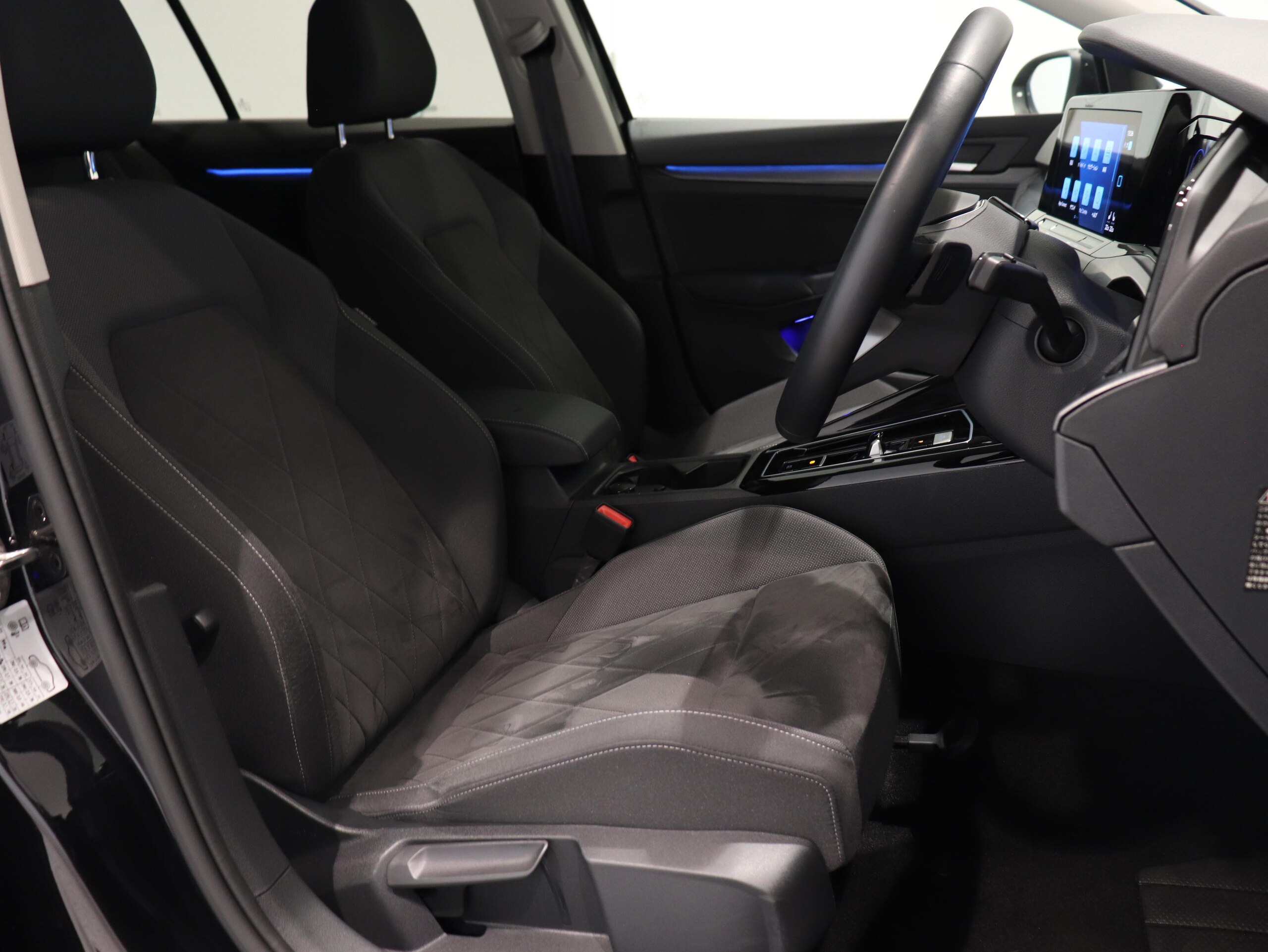 Volkswagen Golf TDI Style Diesel Turbo — photo 9