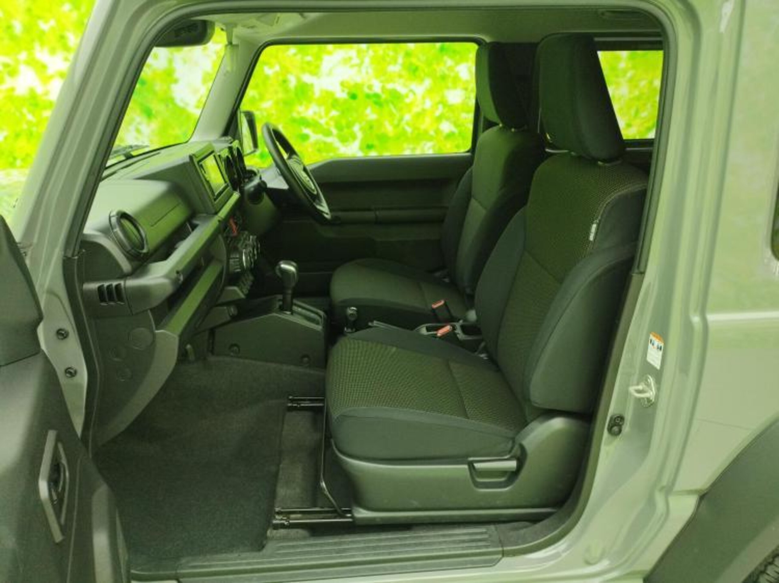 Suzuki Jimny Sierra 1.5 JL 4WD — photo 9