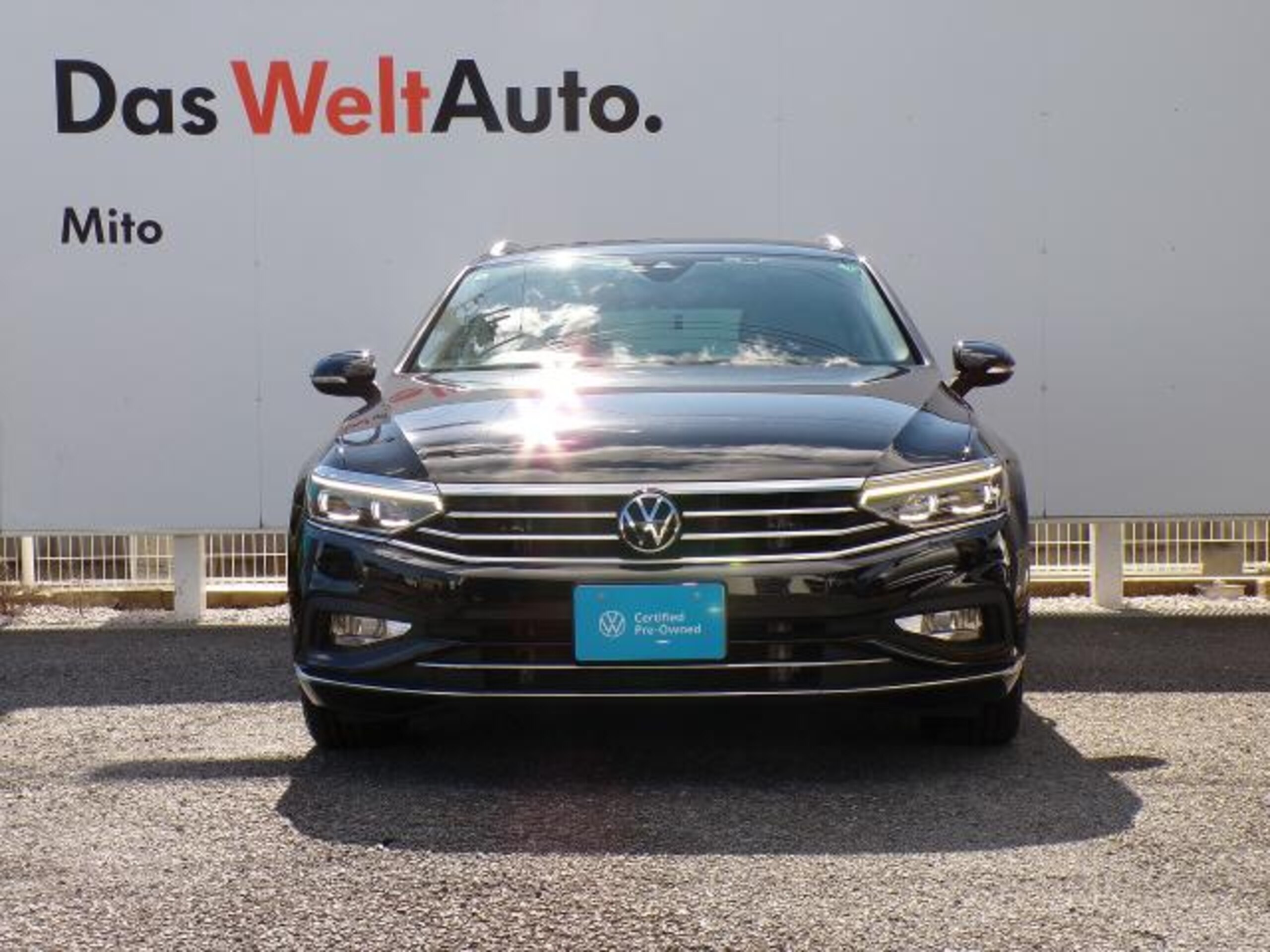 2021 Volkswagen Passat — photo 3