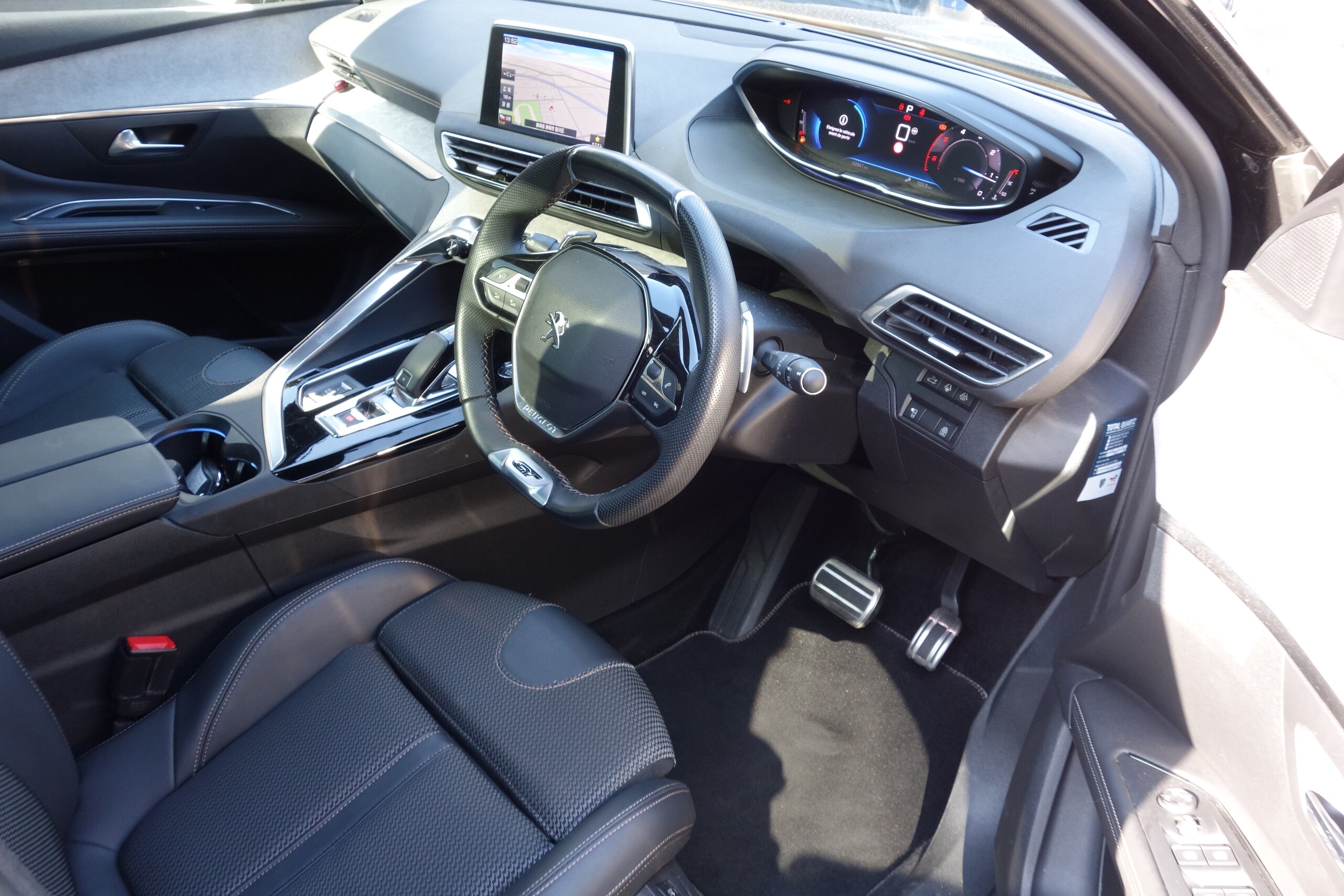 Peugeot 5008 GT BlueHDi Black Pack Diesel Turbo Certified Used Car Warranty until March 2027 Sunroof Genuine Navi Digital Terrestrial Display Mirror Front/Rear Dashcam ETC Automatic Emergency Braking LED Headlights Backup Camera Obstacle Sensor ACC (Perla Nera Black) — photo 7