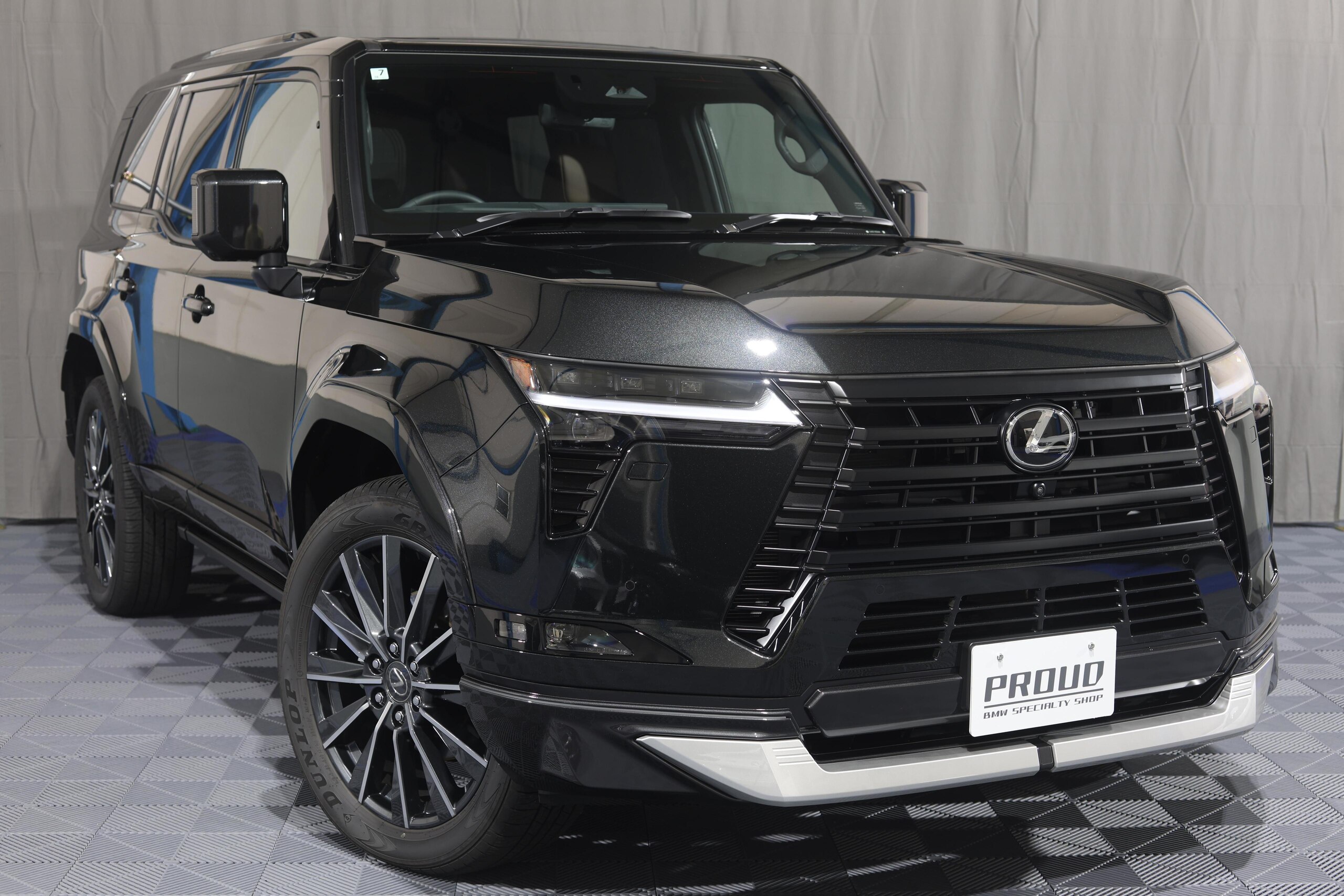 Lexus GX550 Version L 4WD Modellista Aero Brown Leather Seats Seat Heater Air Seat Cool Box Mark Levinson Premium Sound Panoramic Roof Digital Inner Mirror All-Around Drive Recorder Genuine 22-inch Alloy Wheels (Black)