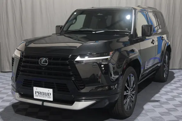 2025 Lexus Gx — photo 3