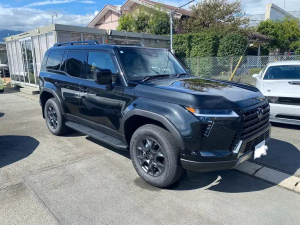 Lexus GX550 OverTrail Plus 4WD (Black)