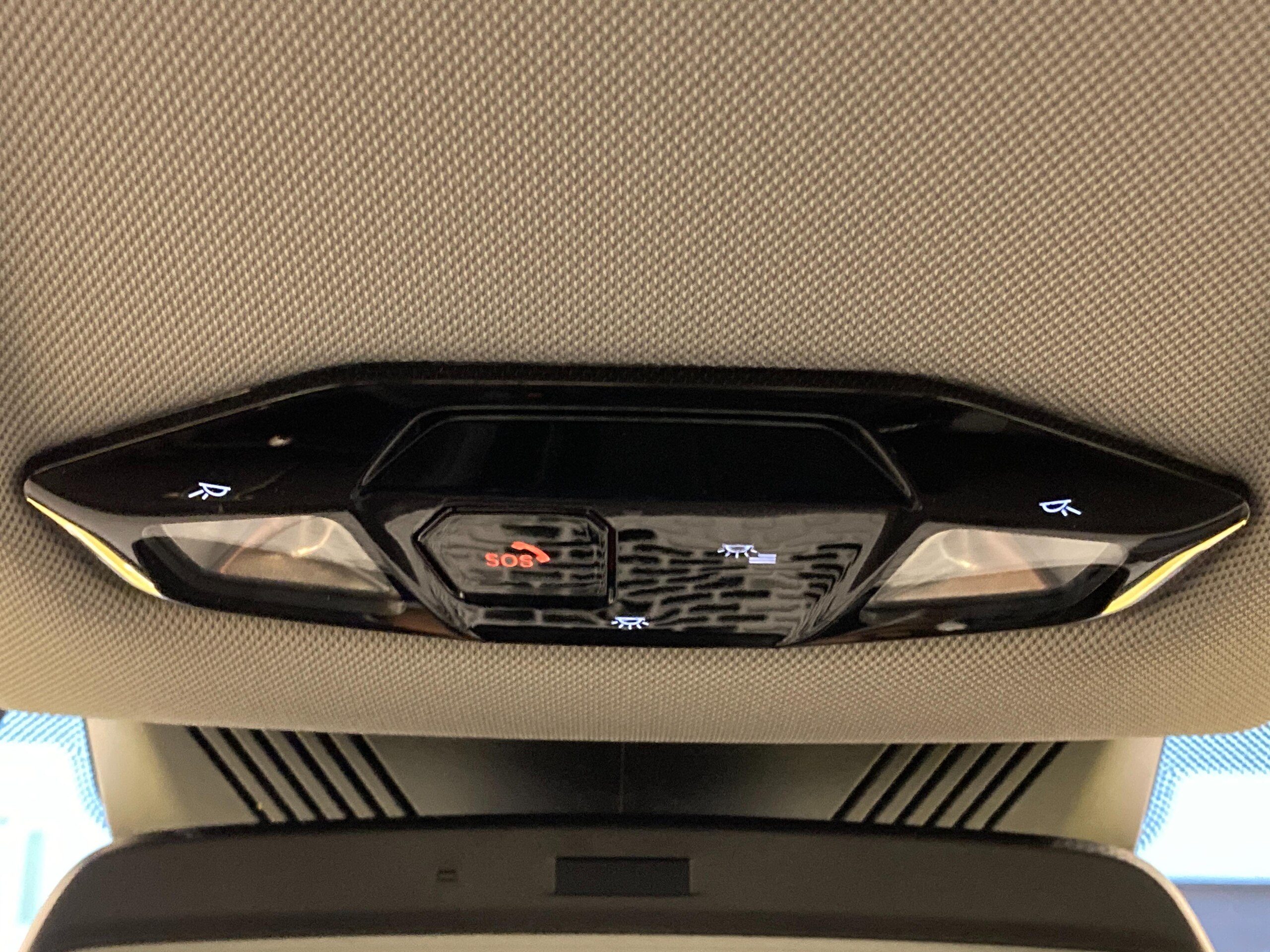 Mini Cooper C 3-Door DCT — photo 8