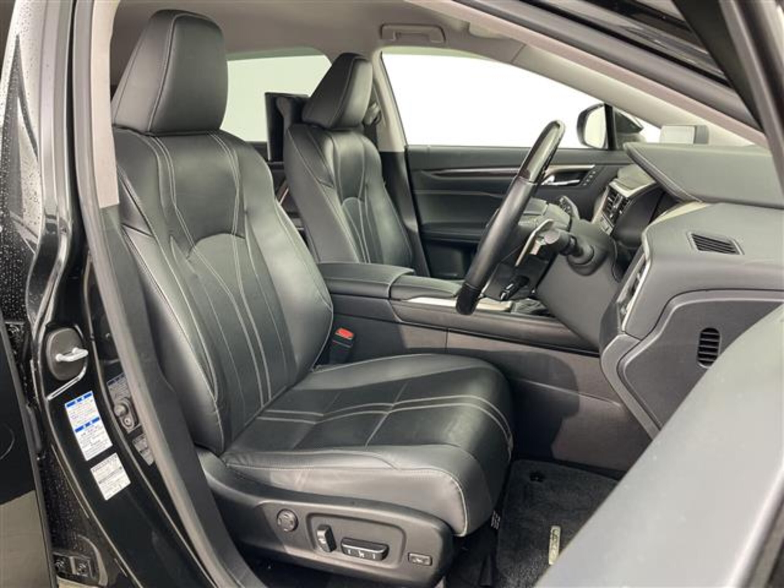 Lexus RX450h Version L 4WD — photo 8