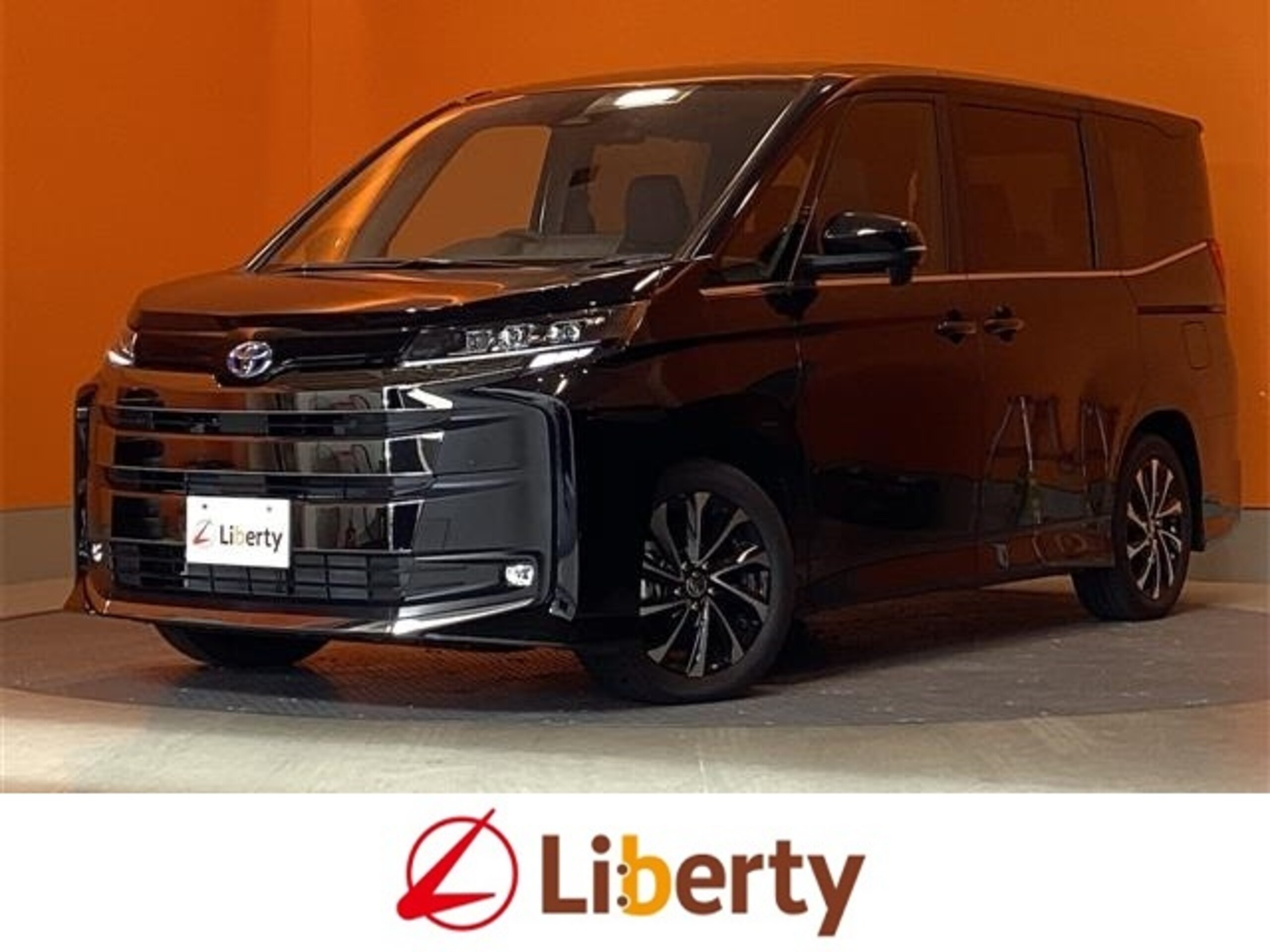 Toyota Noah 1.8 Hybrid S-Z Unregistered New Car