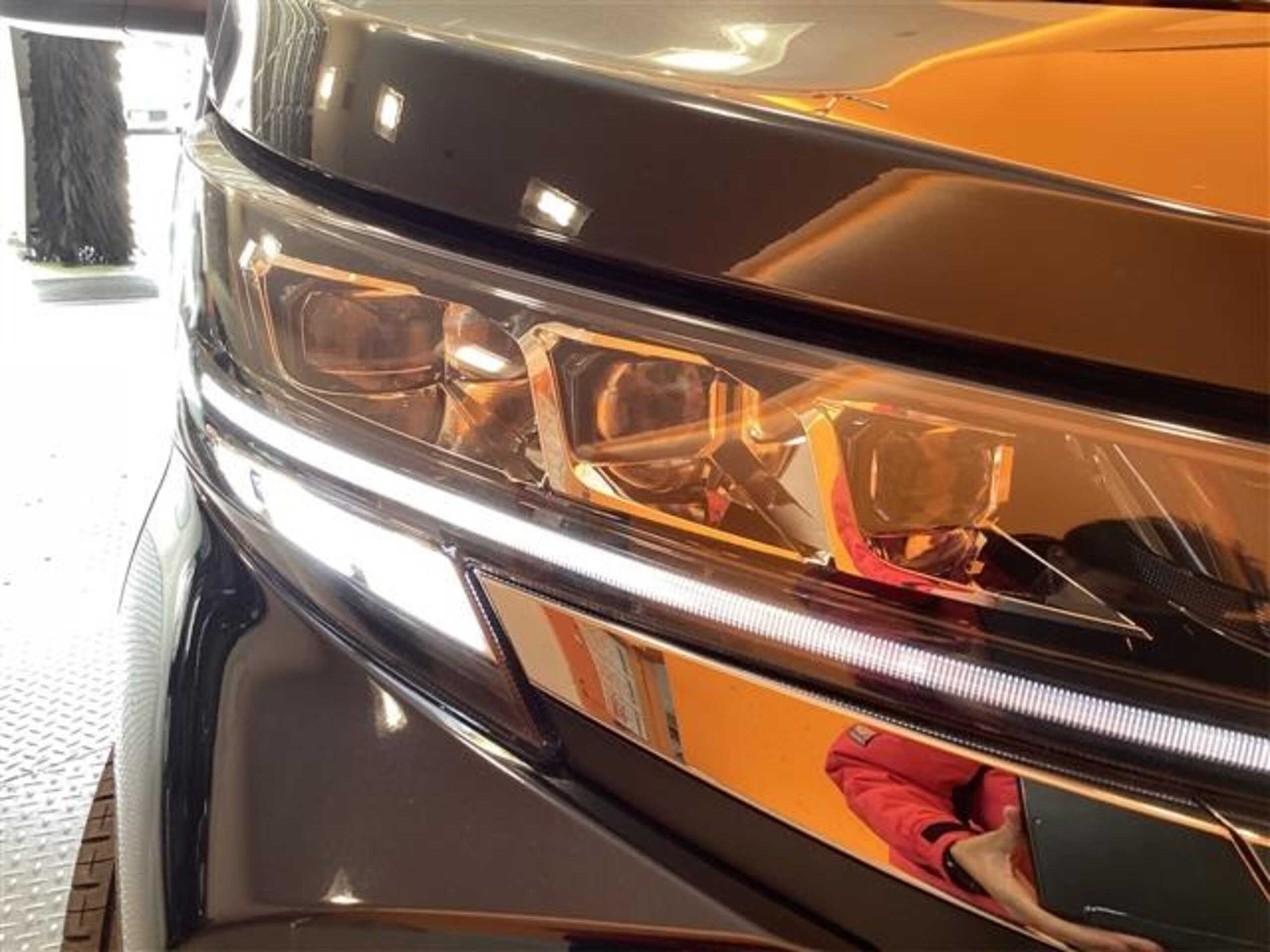 2025 Toyota Noah — photo 3