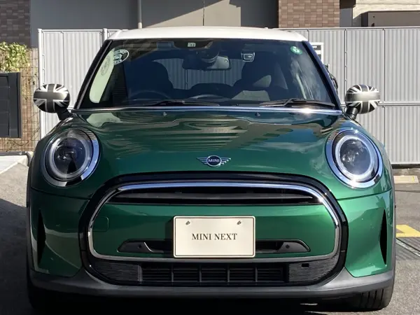 2022 Mini Cooper — photo 2