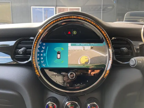 Mini Cooper 5-Door Premium Plus Package DCT with Apple CarPlay (Navigation Compatible)・ETC2.0 (British Racing Green M) — photo 8