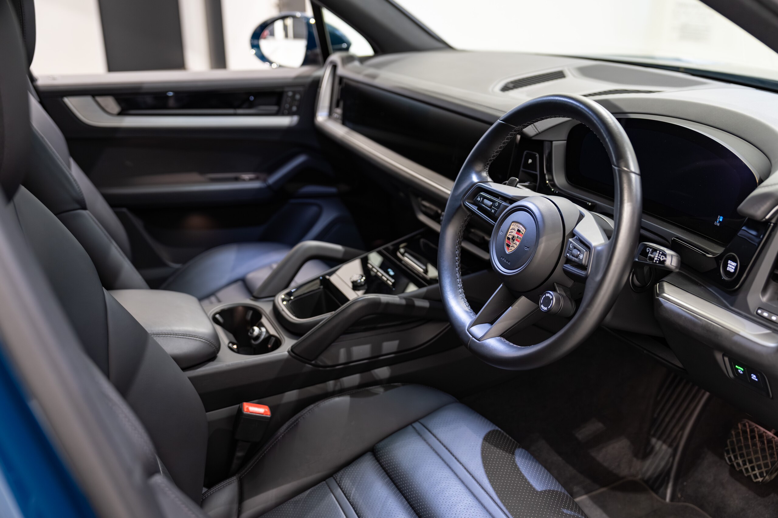 Porsche Cayenne 3.0 Tiptronic S 4WD — photo 9