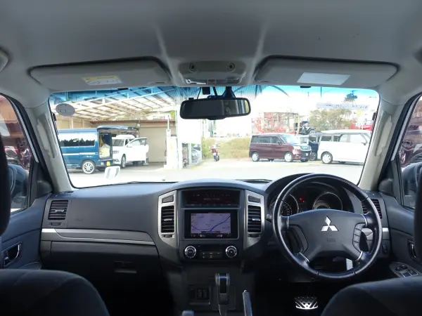 2014 Mitsubishi Pajero — photo 9 | Tuminion Kenya