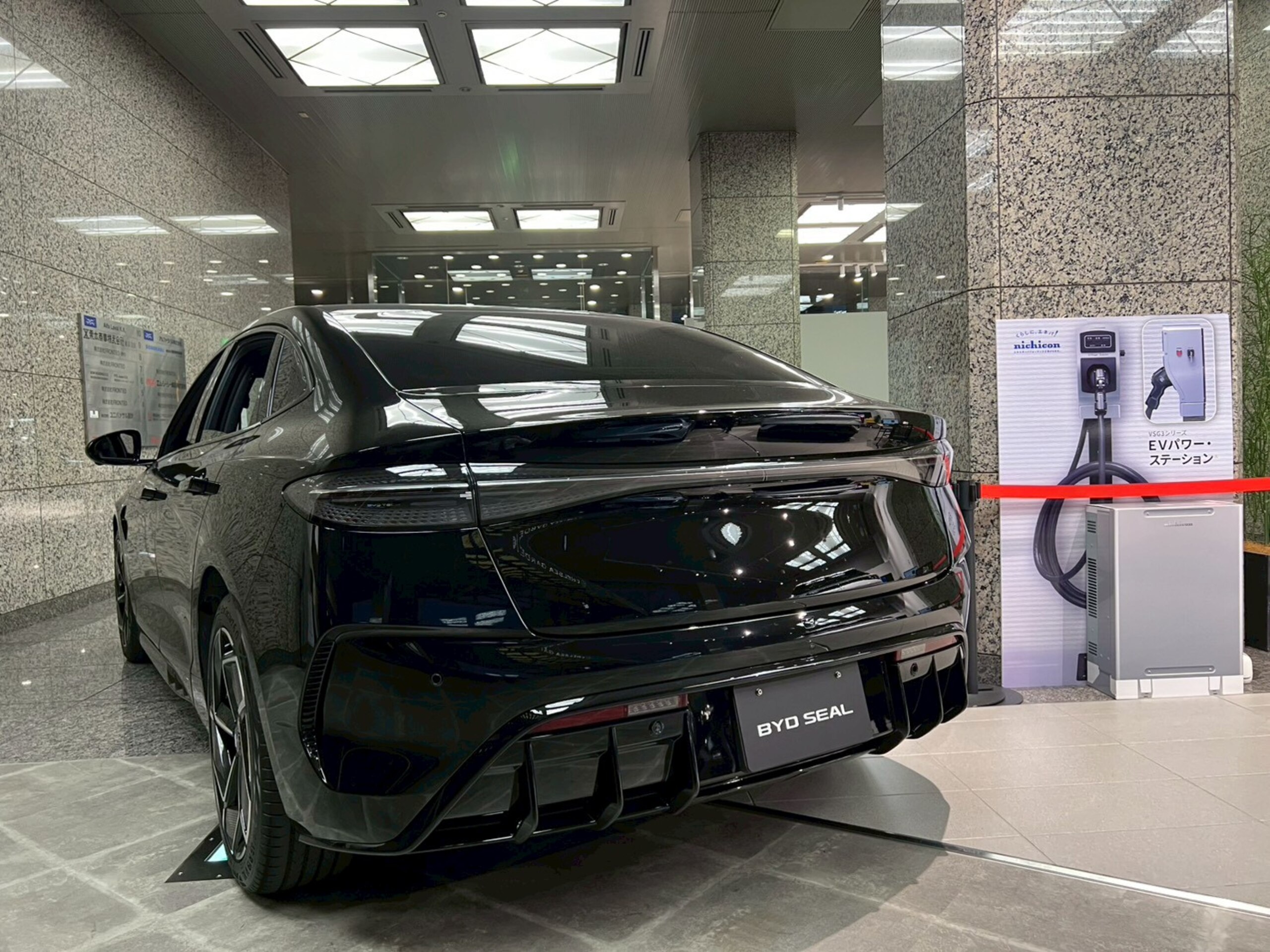 2025 Byd Seal — photo 3