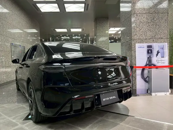 2025 Byd Seal — photo 3