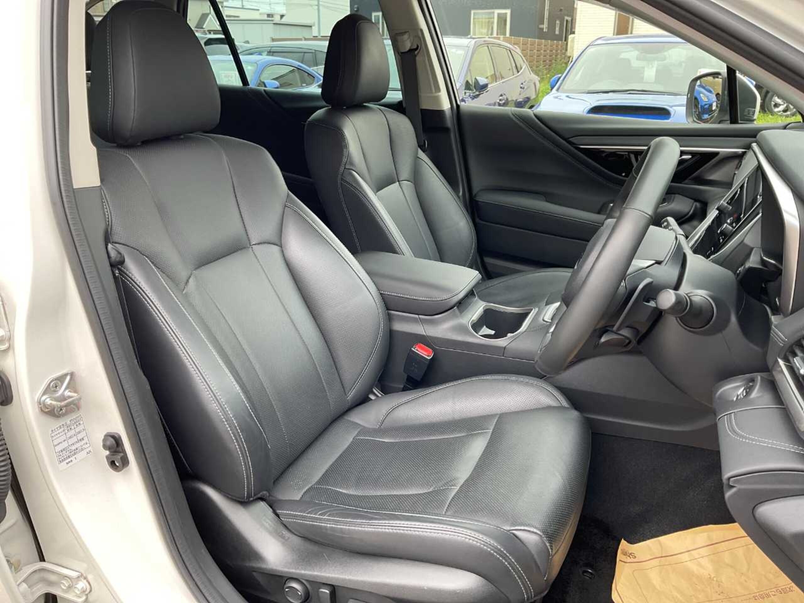 2022 Subaru Legacy Outback — photo 2