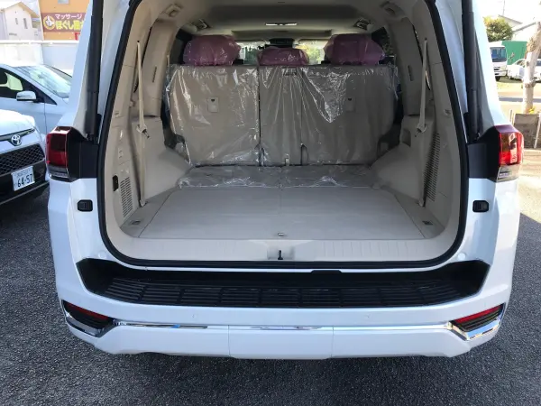 Toyota Land Cruiser 300 3.5 ZX 4WD — photo 8