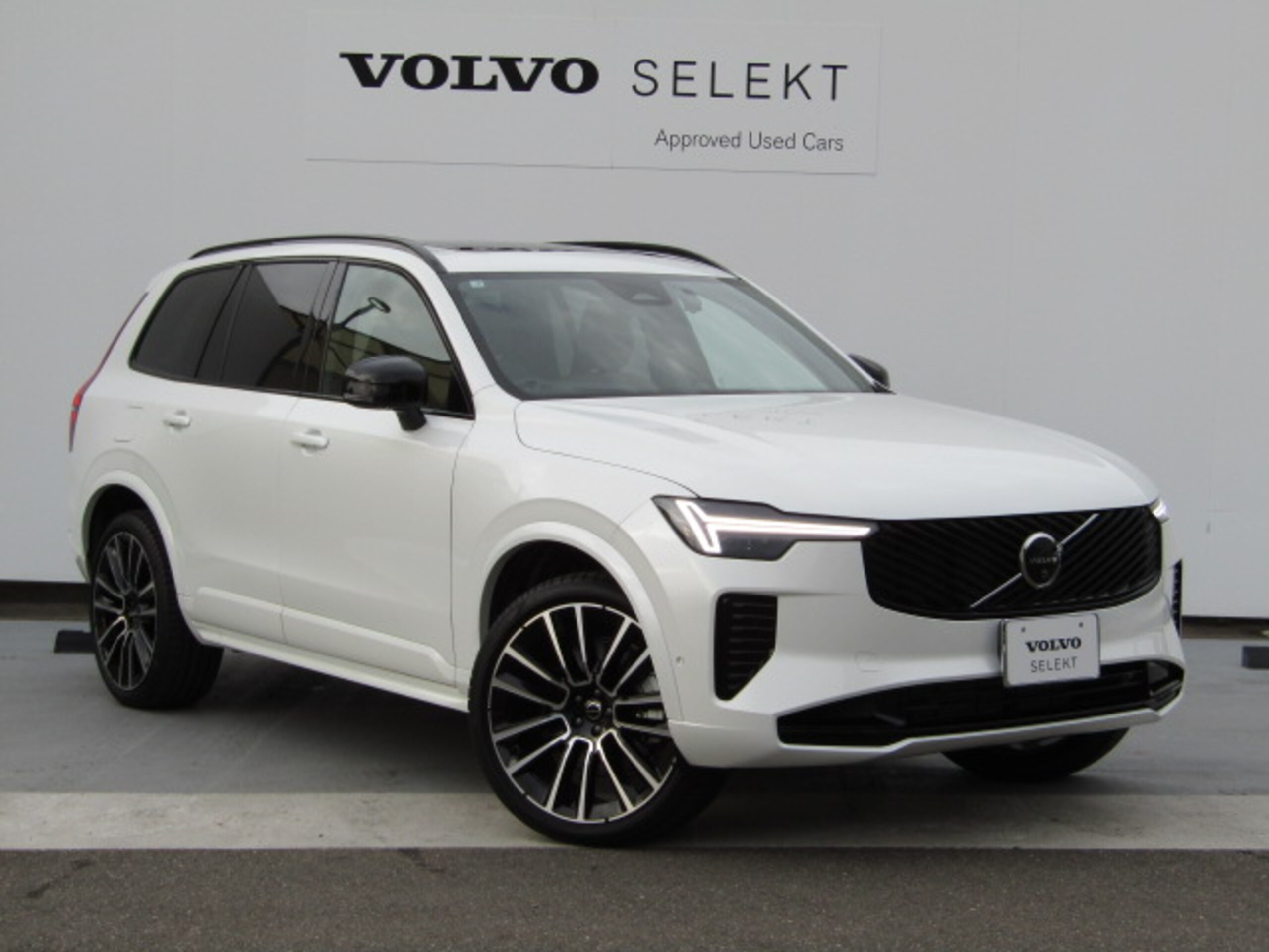 Volvo XC90 Ultimate T8 AWD Plug-in Hybrid 4WD Demo Car Latest Model with Google — photo 9