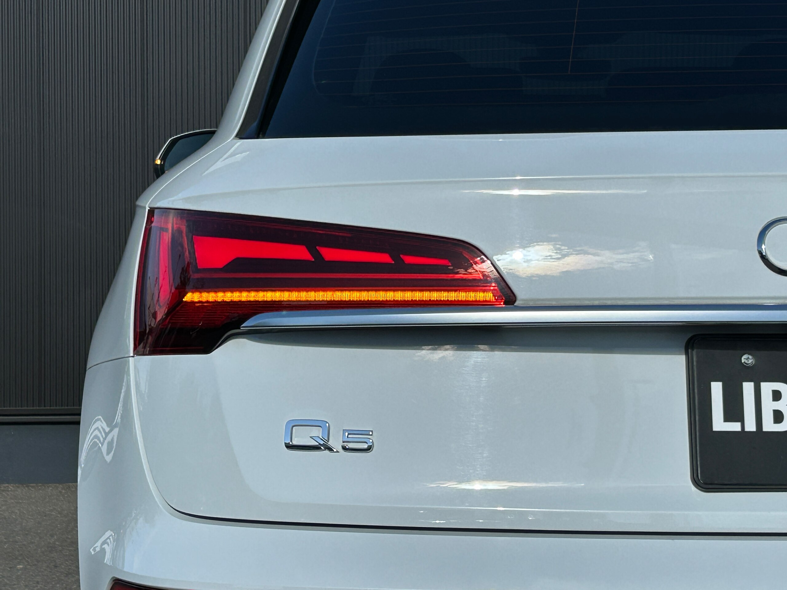Audi Q5 40 TDI Quattro S Line Diesel Turbo 4WD — photo 9