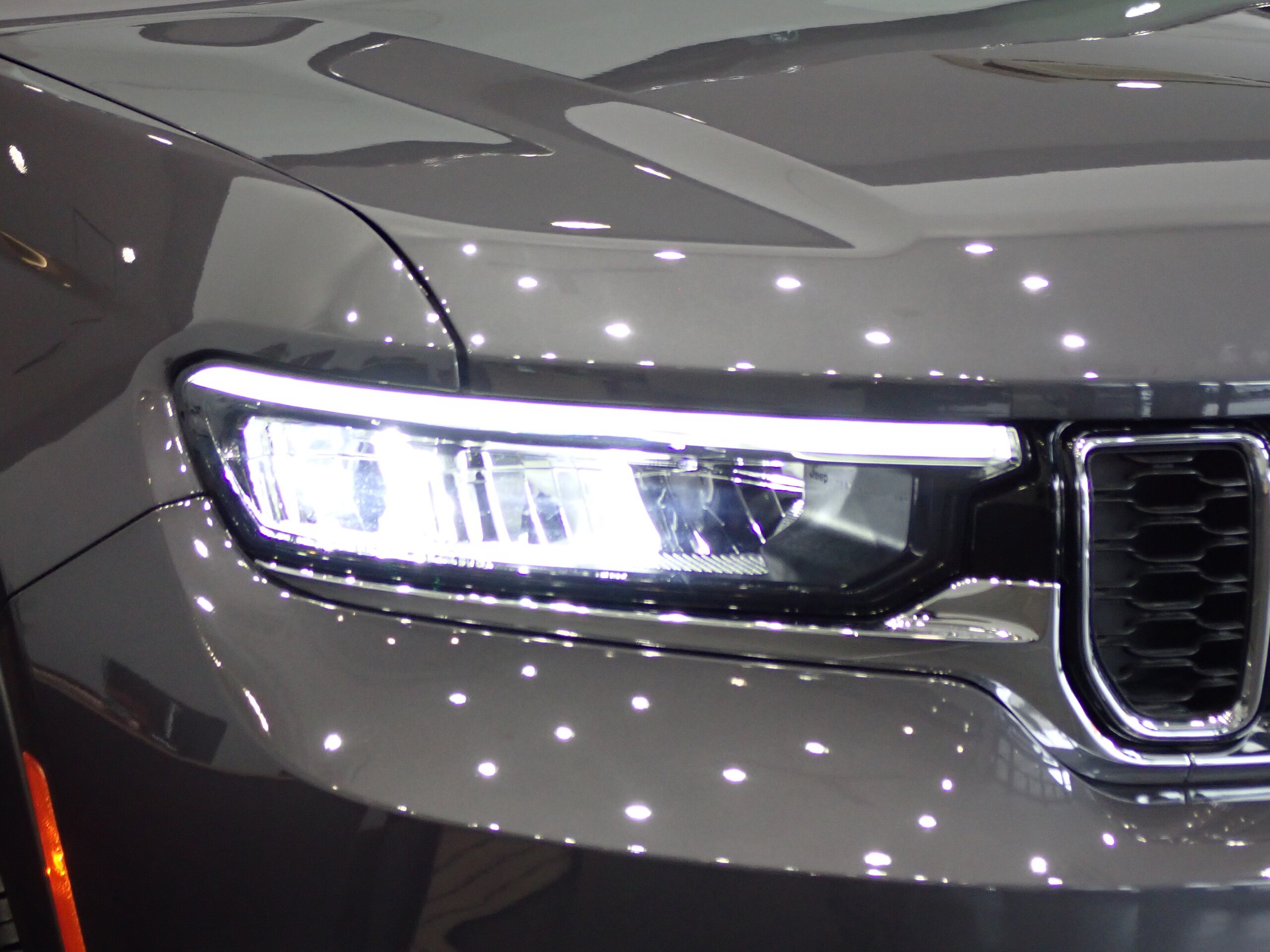 Jeep Grand Cherokee Limited 4xe 4WD Certified Used Car — photo 9