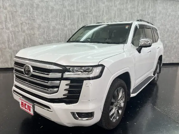 Toyota Land Cruiser 300 3.5 ZX 4WD — thumbnail 1