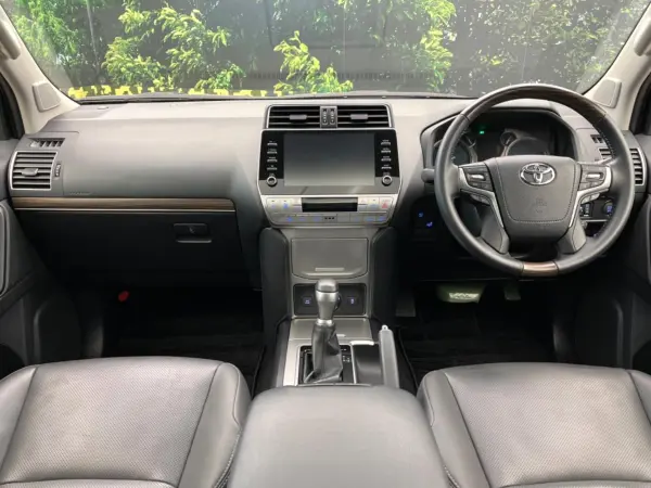 2022 Toyota Landcruiser Prado — photo 2