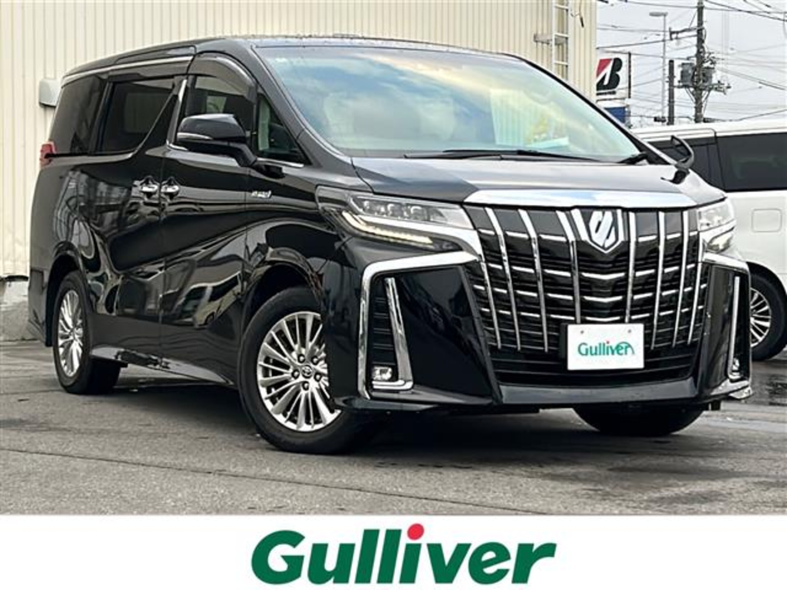 Toyota Alphard Hybrid 2.5 SR E-Four 4WD