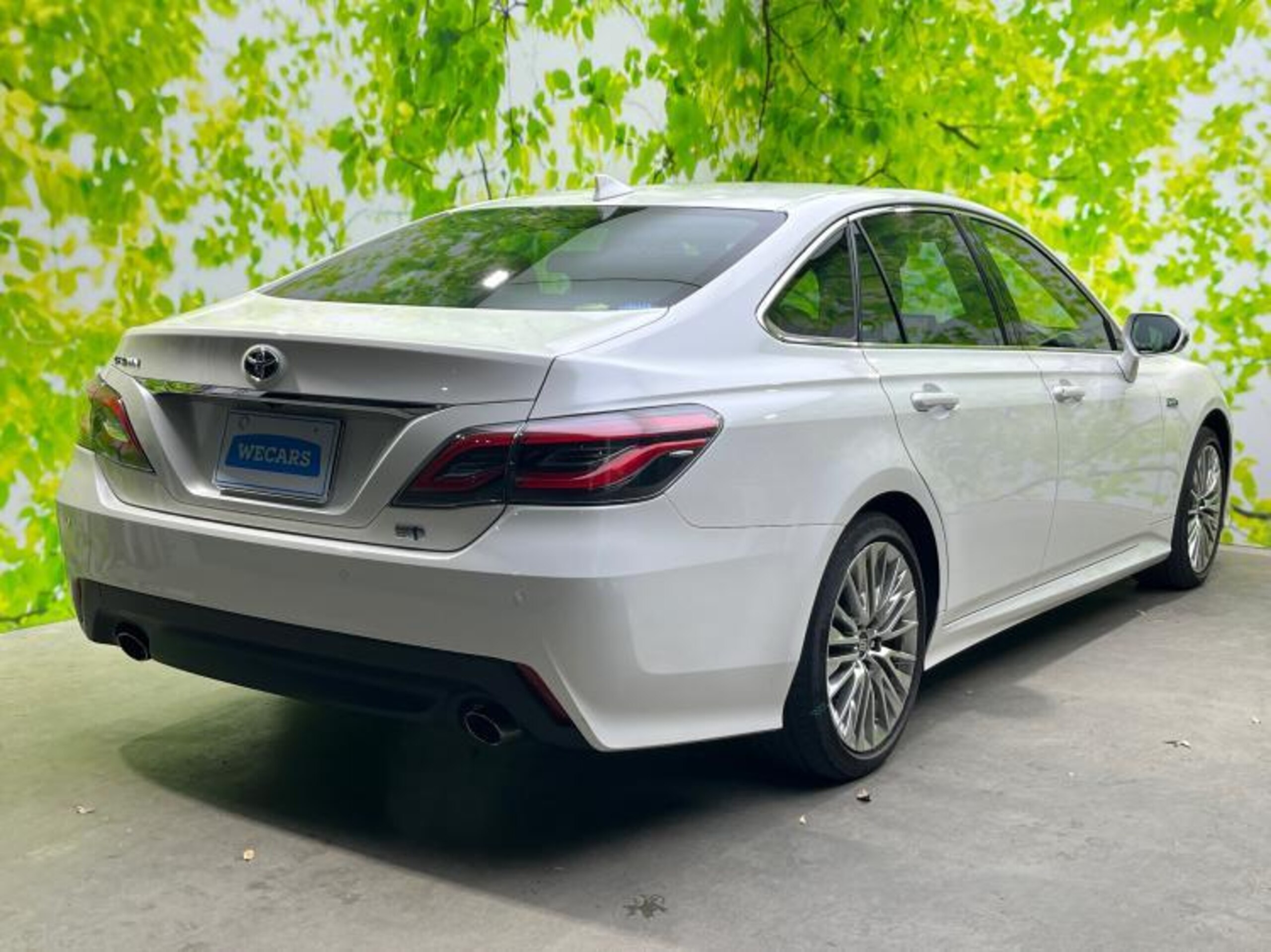 2019 Toyota Crown — photo 3