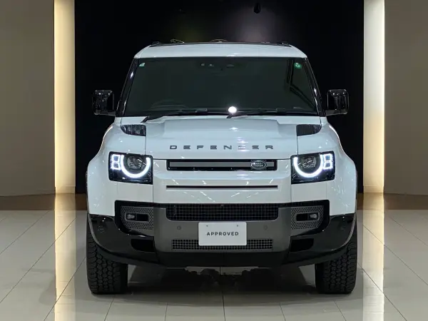 Land Rover Defender 130 Outbound 3.0L D300 Diesel Turbo 4WD 20AW Panoramic Sunroof Seat Heater Privacy Glass Roof Rails Meridian Full Digital Instrument Cluster Air Purification System 10-Color Ambient Lighting 3-Zone Climate Control Leatherette Seats (Fuji White) — photo 7