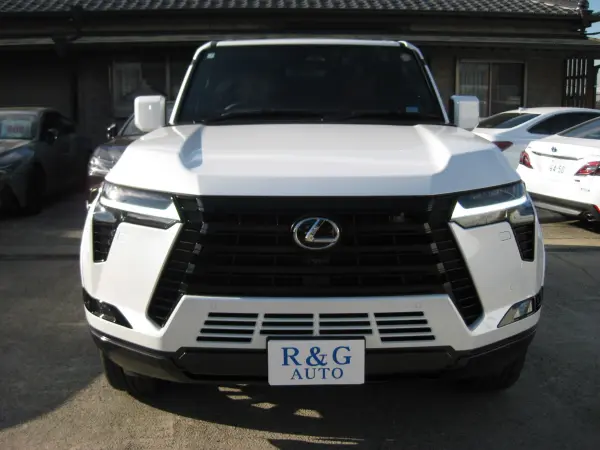 2025 Lexus Gx — photo 2